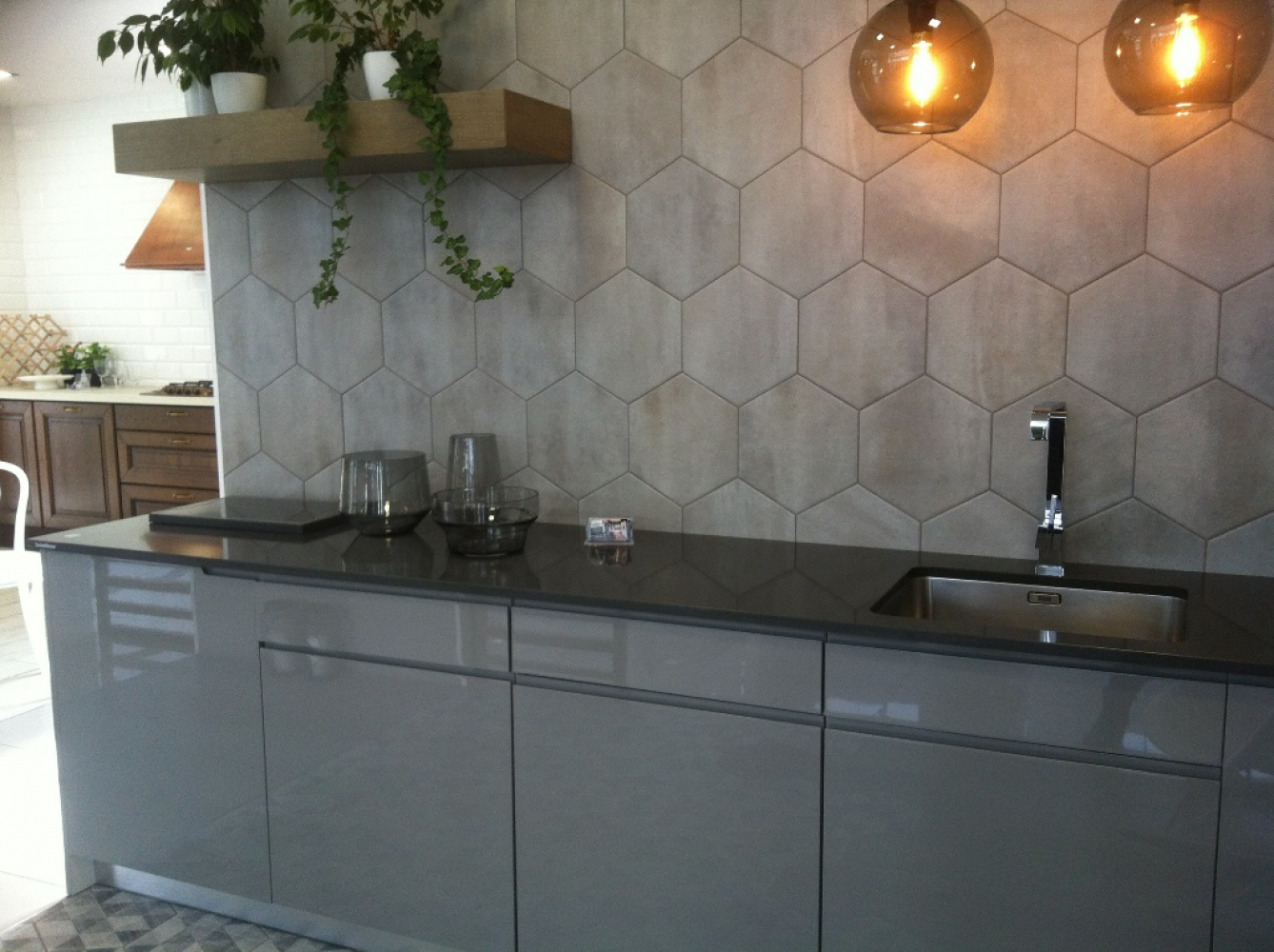 Crystal Anthracite Pure | Technistone